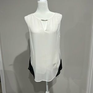 Iris Setlakwe Top size 10, white with black side accents.